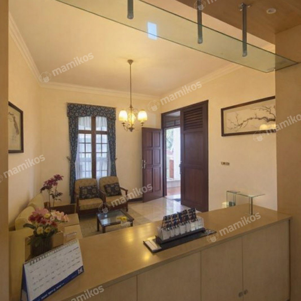 Rumah Sertifikat SHM 4 Kamar Tidur 3 Kamar Mandi Pondok Indah Jakarta Selatan - Photo 3