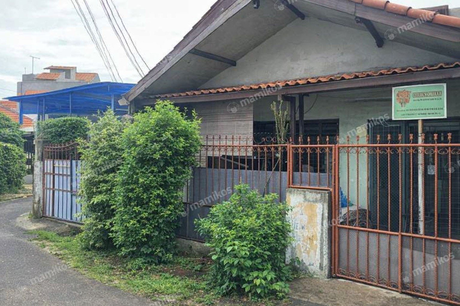 Rumah Sertifikat SHM 12 Kamar Tidur 6 Kamar Mandi Jatinegara Jakarta Timur