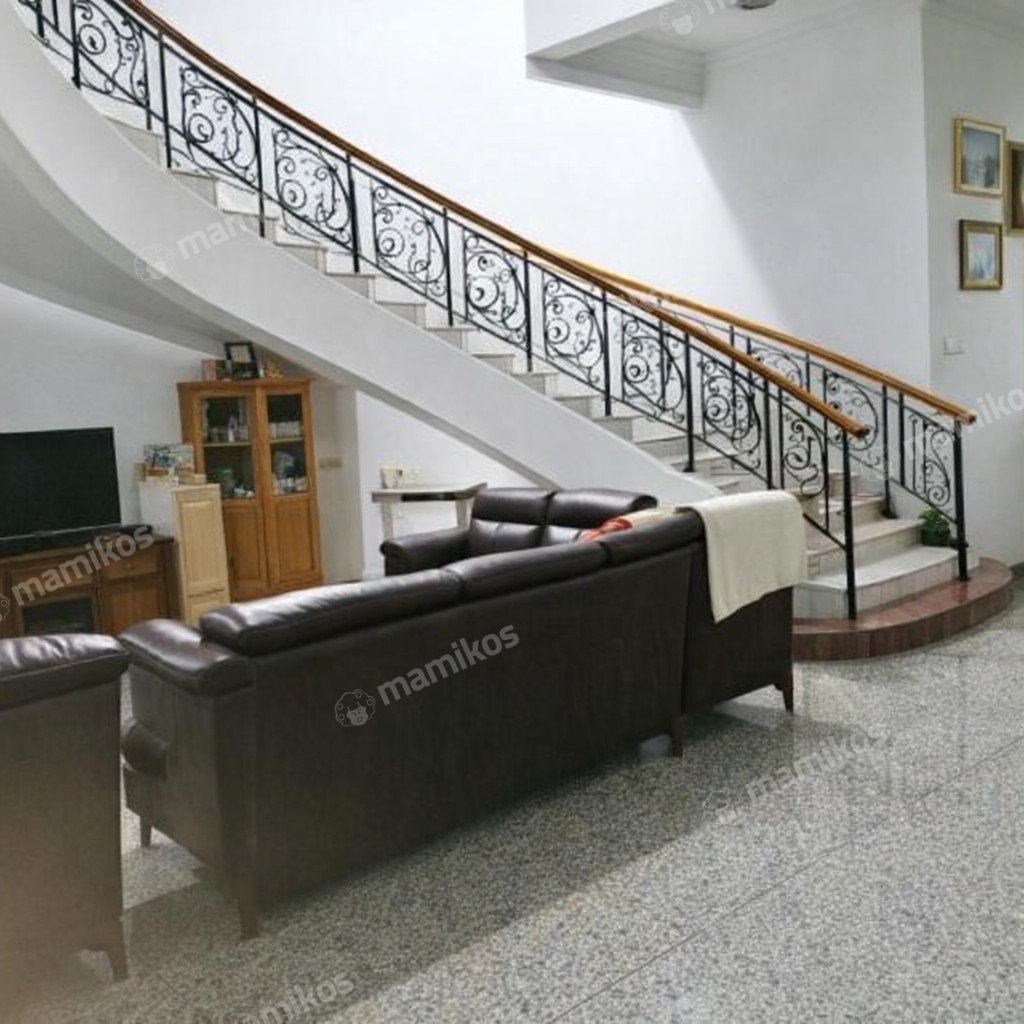 Rumah 4 Kamar Tidur 3 Kamar Mandi Kebon Jeruk Jakarta Barat - Photo 4