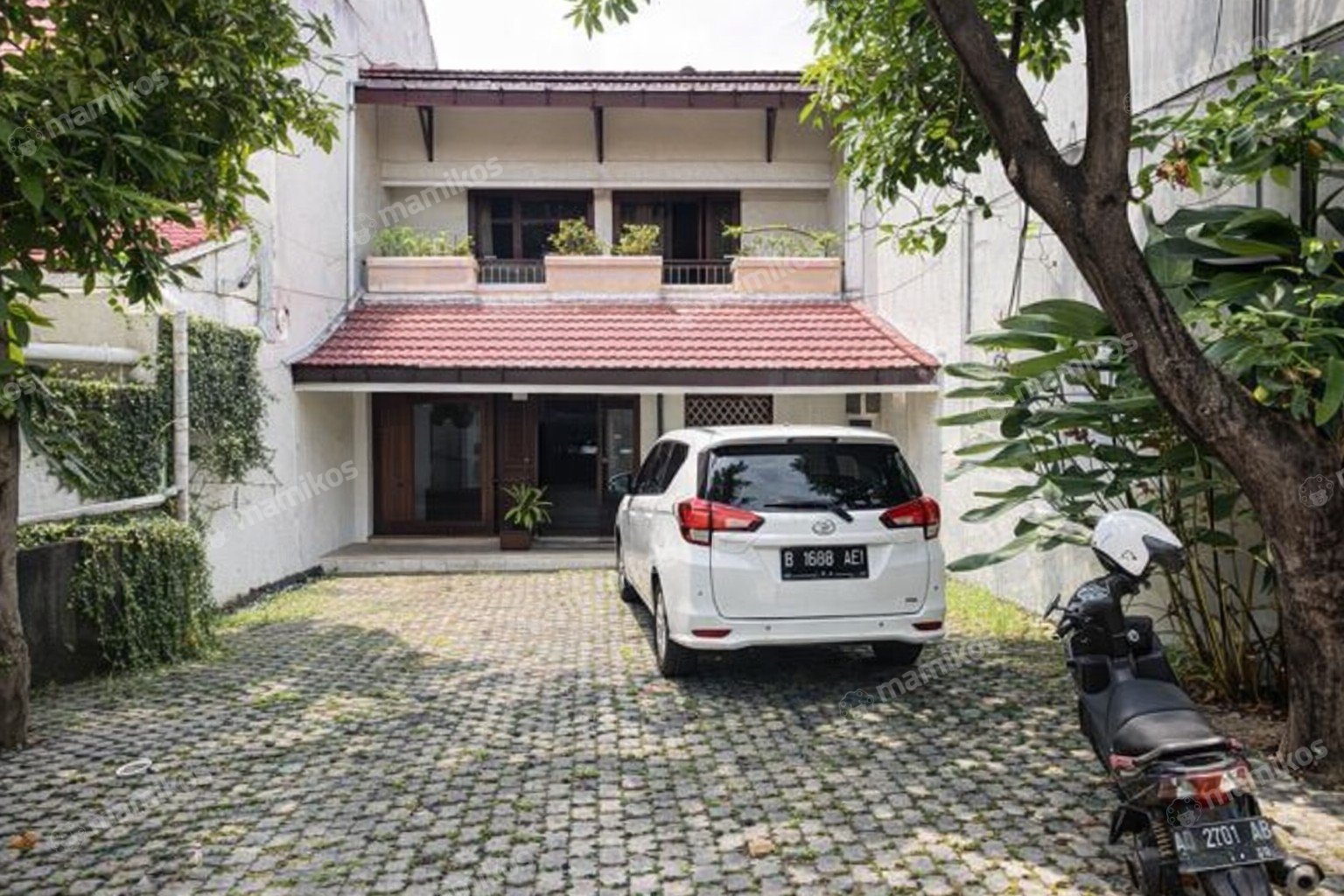 Rumah Sertifikat SHM 5 Kamar Tidur 5 Kamar Mandi Tanjung Duren Jakarta Barat