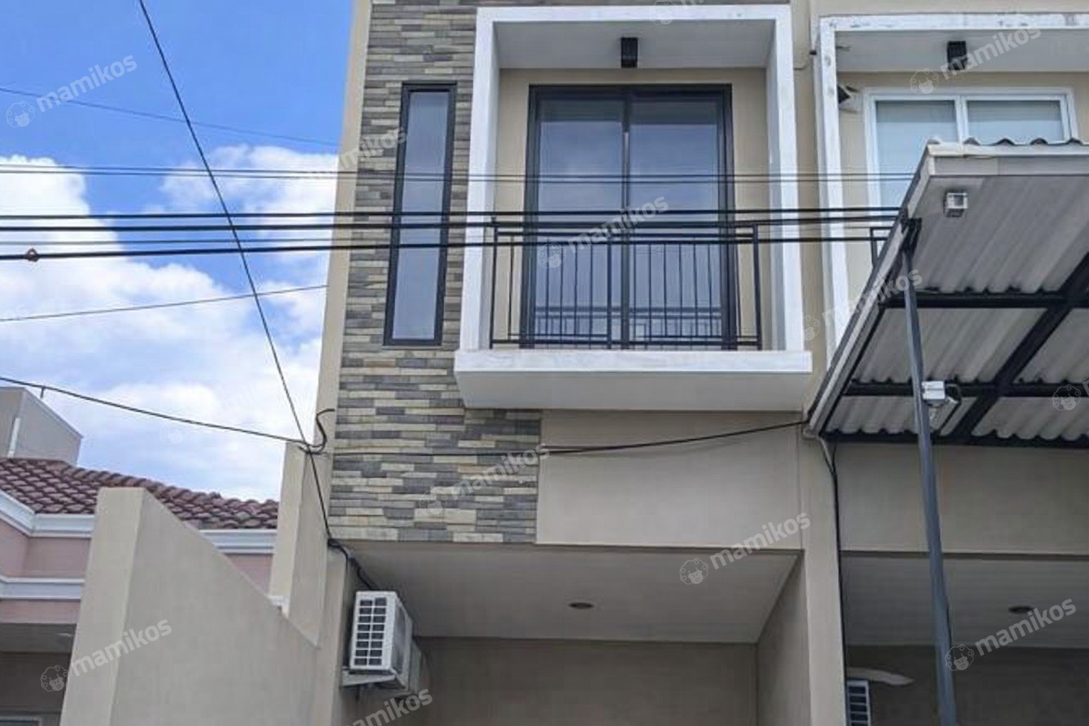 Rumah Sertifikat SHM 3 Kamar Tidur 3 Kamar Mandi Kedoya Selatan Jakarta Barat