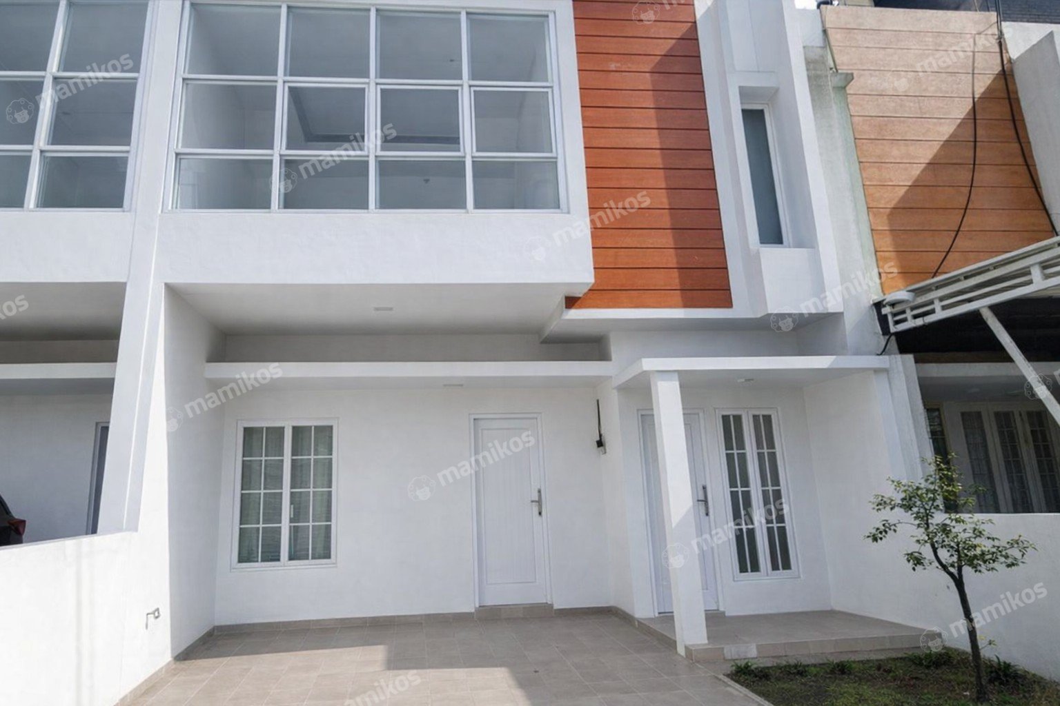 Rumah Sertifikat SHM 3 Kamar Tidur 5 Kamar Mandi Lebak Bulus Jakarta Selatan