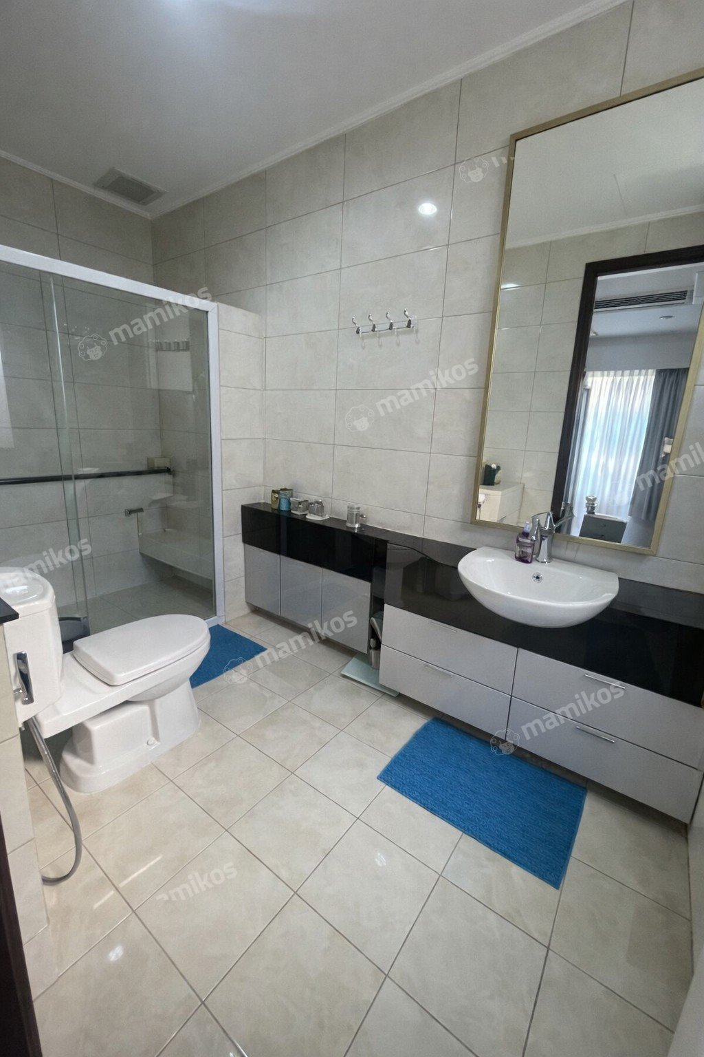 Rumah Sertifikat HGB 3 Kamar Tidur 3 Kamar Mandi Pantai Indah Kapuk 2 Jakarta Utara - Photo 4