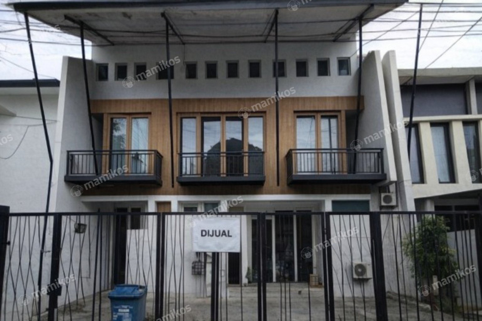 Rumah Sertifikat SHM 4 Kamar Tidur 3 Kamar Mandi Cilandak Jakarta Selatan