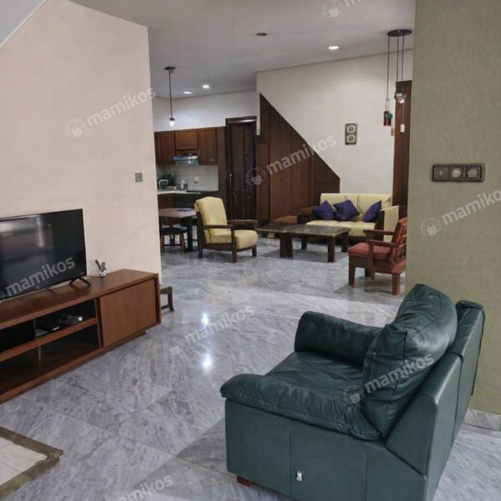 Rumah Sertifikat SHM 3 Kamar Tidur 3 Kamar Mandi Sunrise Garden Jakarta Barat - Photo 2
