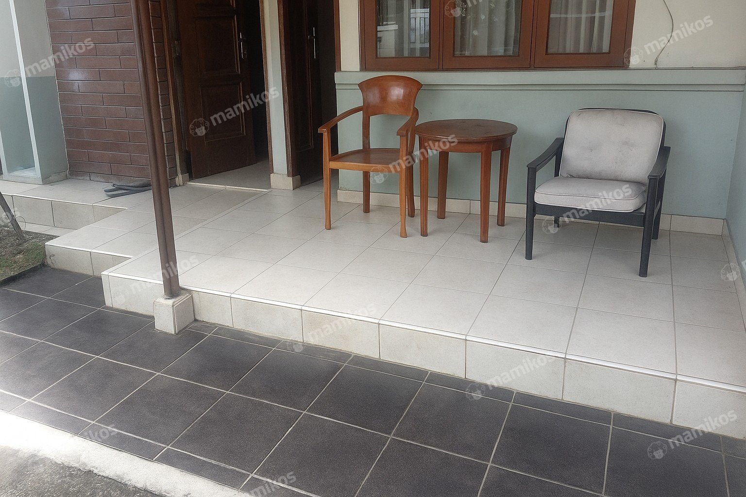 Rumah Sertifikat SHM 5 Kamar Tidur 2 Kamar Mandi Puri Indah Jakarta Barat - Photo 2