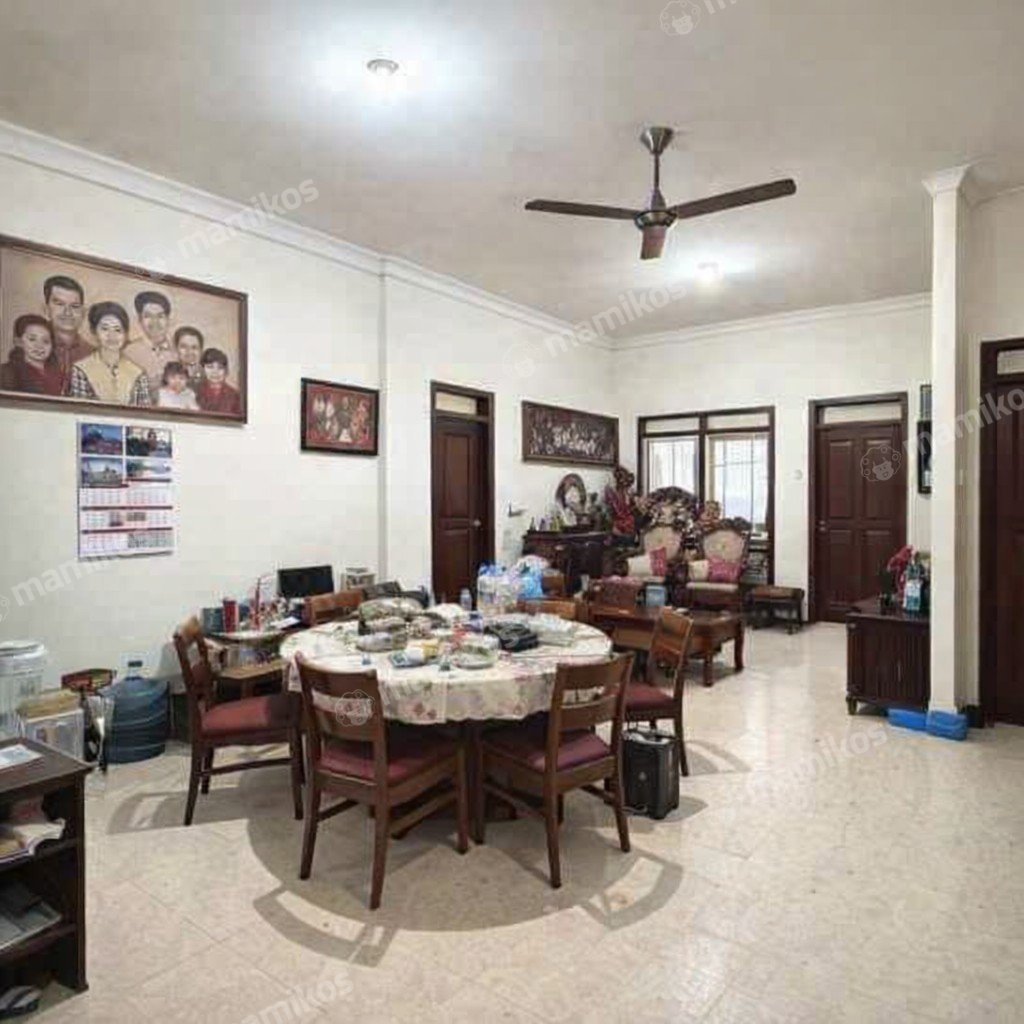 Rumah Sertifikat SHM 7 Kamar Tidur 4 Kamar Mandi Tebet Jakarta Selatan - Photo 2