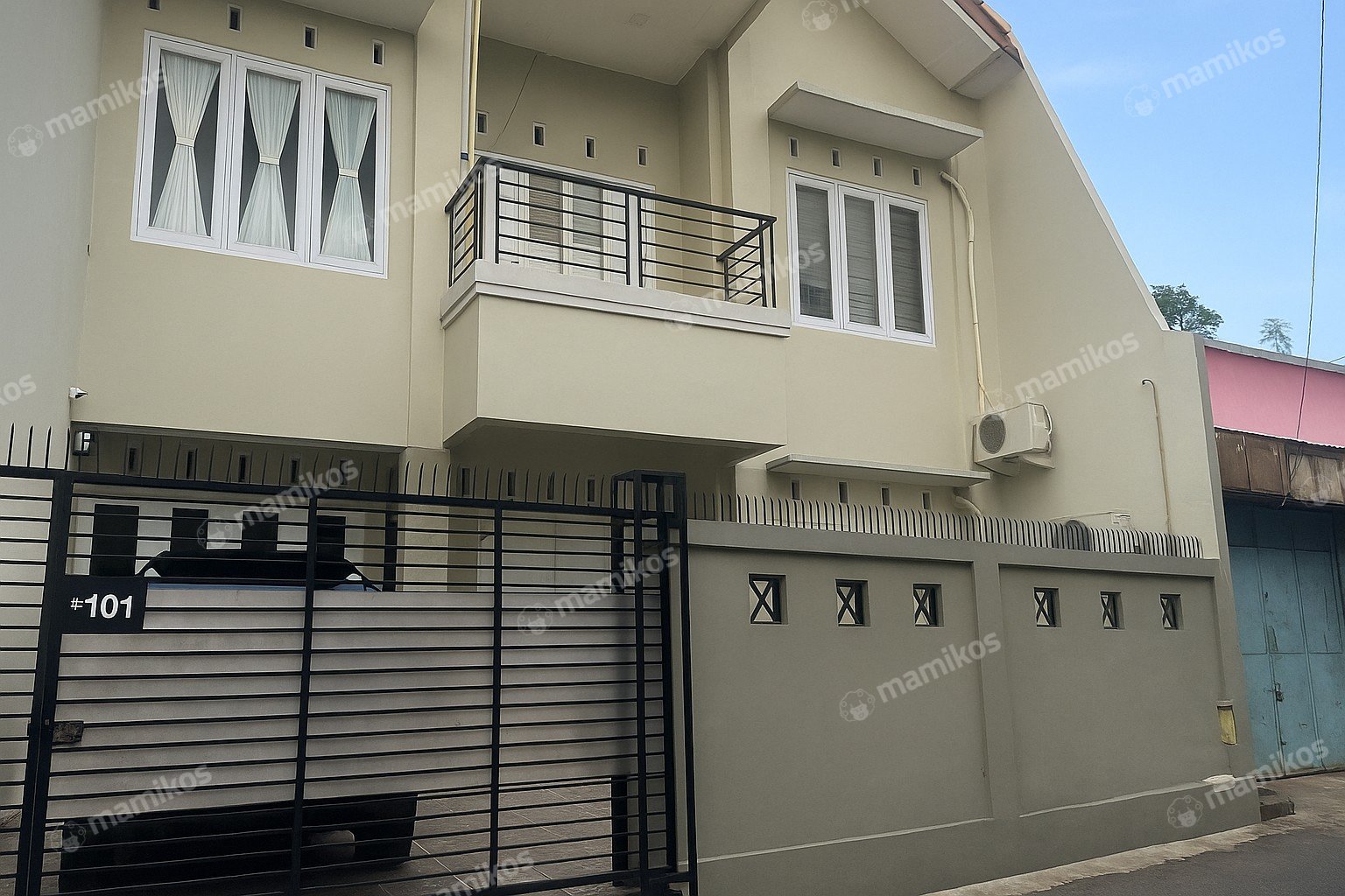 Rumah Sertifikat SHM 5 Kamar Tidur 4 Kamar Mandi Pinang Ranti Jakarta Timur