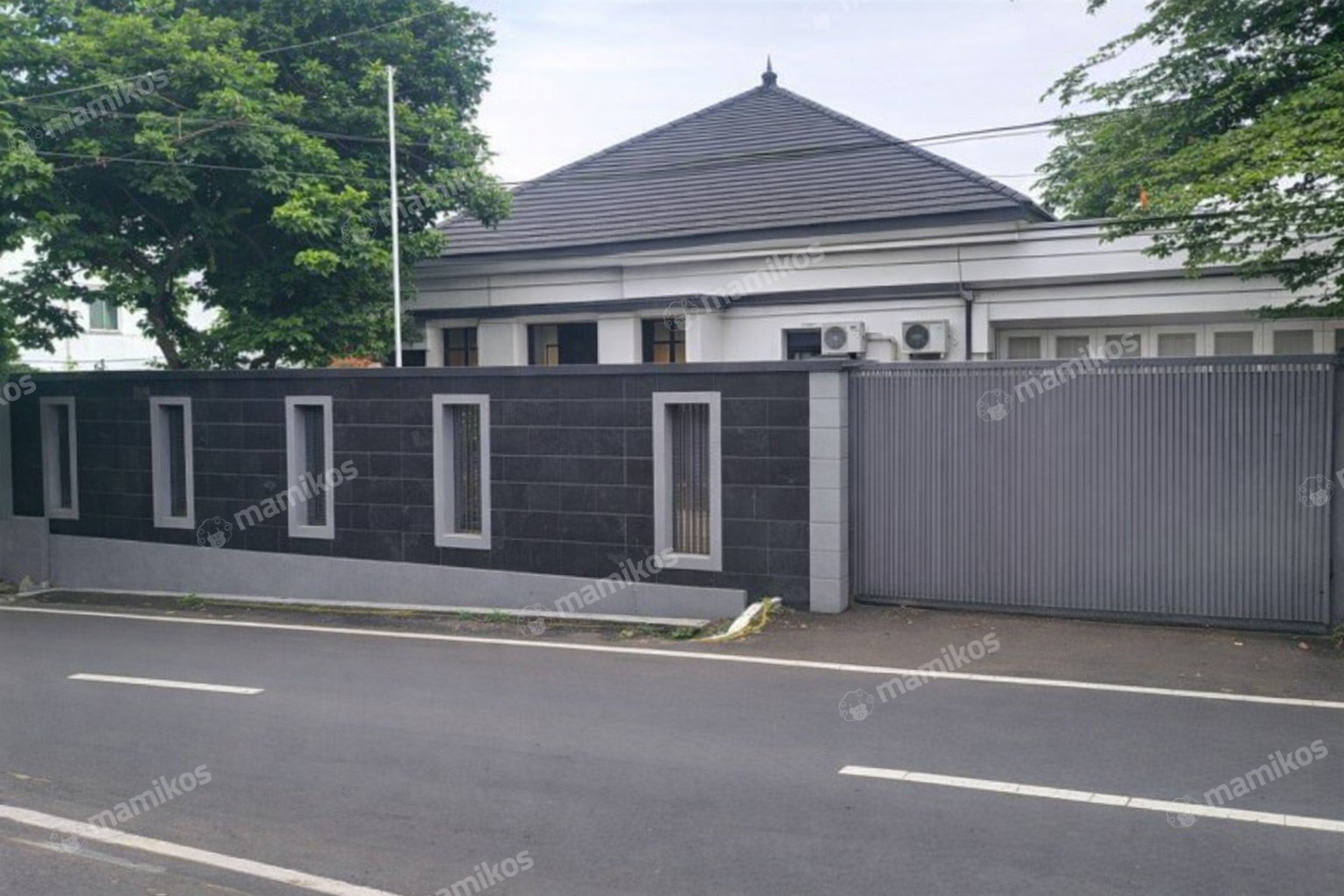 Rumah Sertifikat SHM 3 Kamar Tidur 3 Kamar Mandi Bangka Jakarta Selatan
