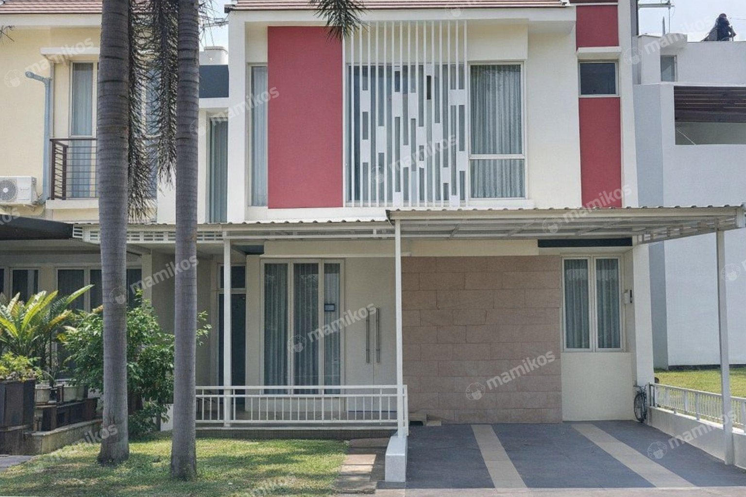 Rumah Sertifikat SHM 4 Kamar Tidur 4 Kamar Mandi Citra Grand Jakarta Timur