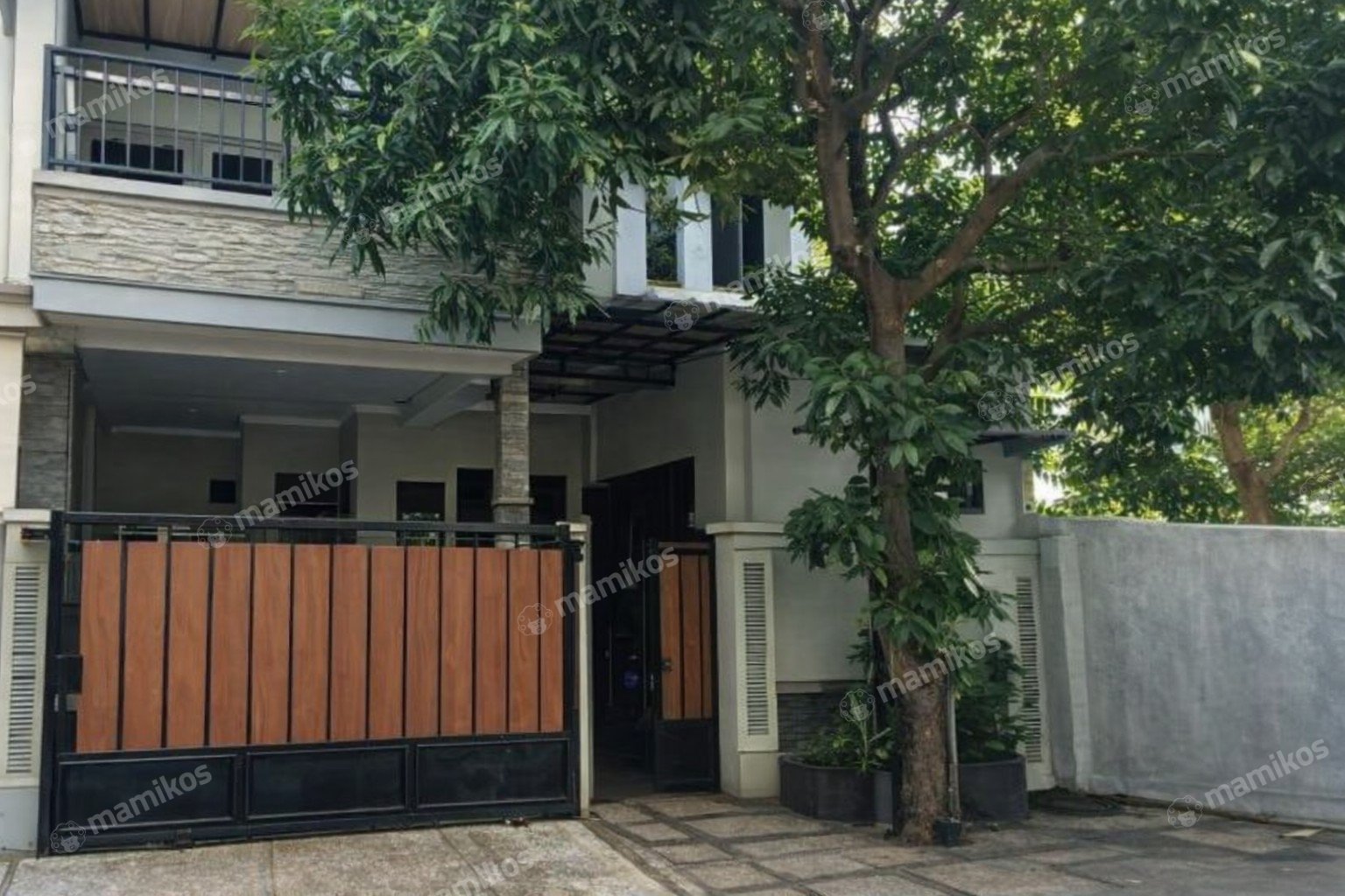 Rumah Sertifikat SHM 4 Kamar Tidur 2 Kamar Mandi Cakung Jakarta Timur