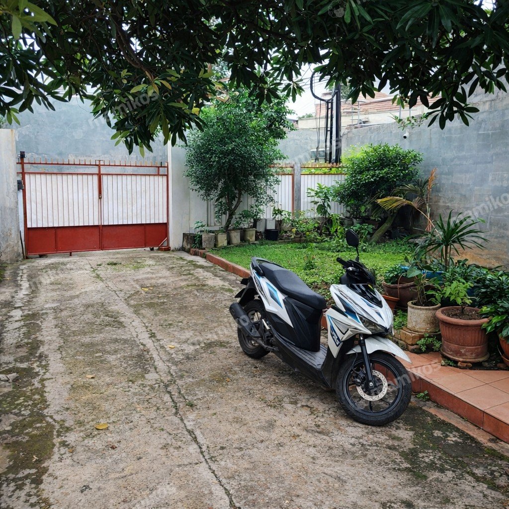Rumah Sertifikat SHM 4 Kamar Tidur 2 Kamar Mandi Ciracas Jakarta Timur - Photo 4