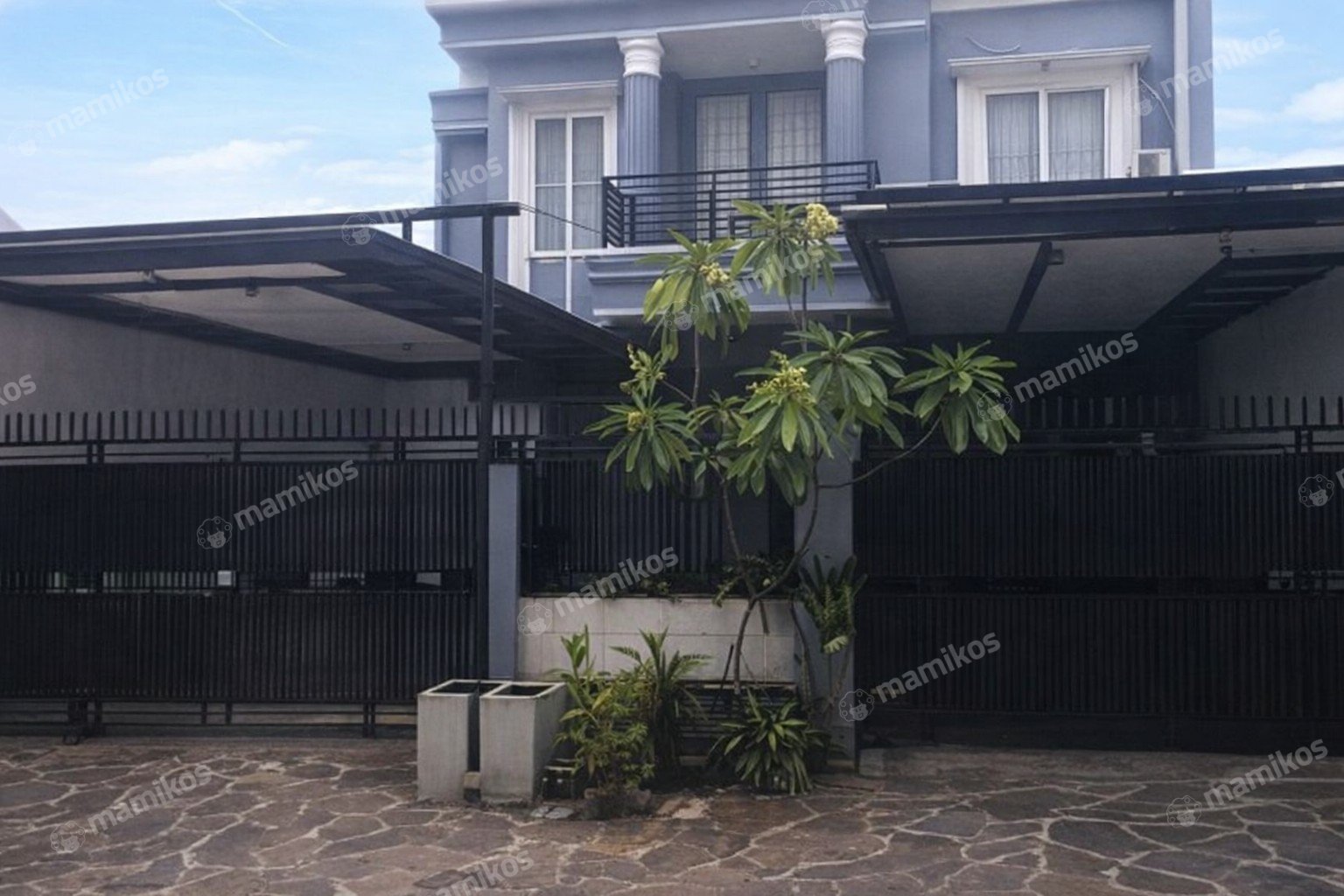 Rumah 4 Kamar Tidur 3 Kamar Mandi 1 Lantai Cakung Jakarta Timur