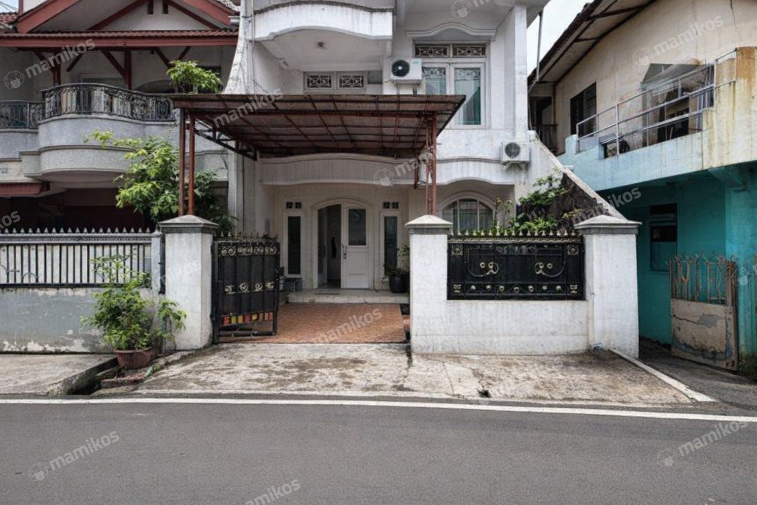 Rumah Sertifikat SHM 4 Kamar Tidur 4 Kamar Mandi Pancoran Jakarta Selatan