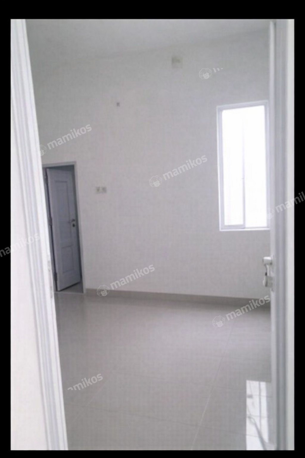 Rumah Sertifikat HGB 3 Kamar Tidur 3 Kamar Mandi Cilincing Jakarta Utara - Photo 3