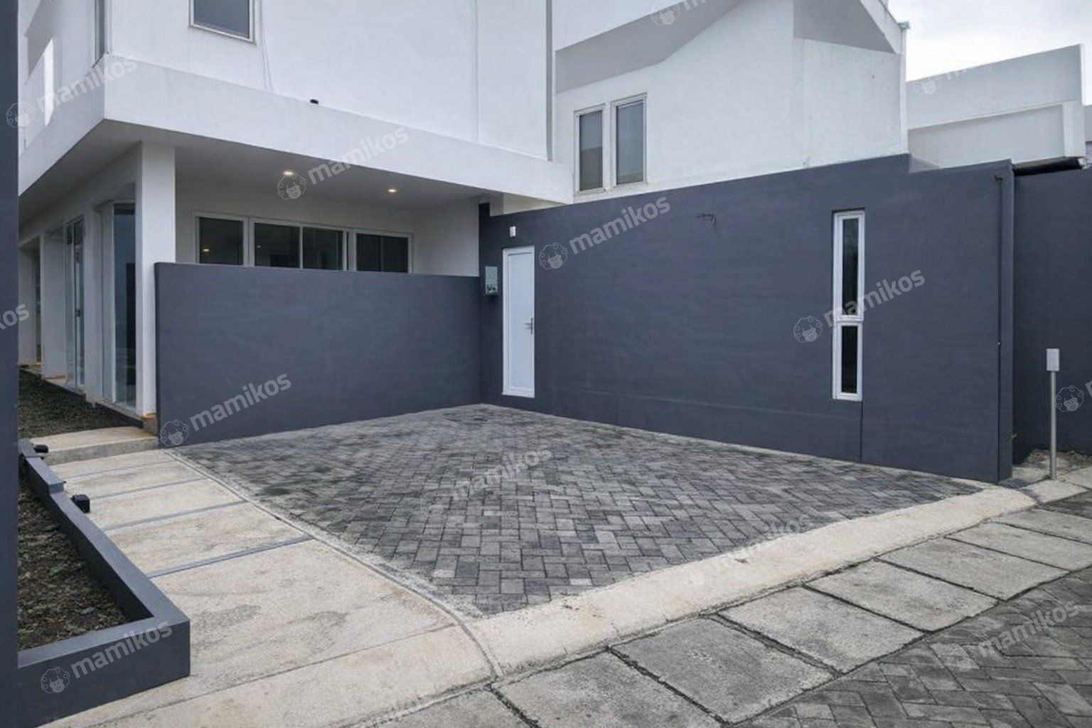 Rumah Sertifikat SHM 3 Kamar Tidur 3 Kamar Mandi Lebak Bulus Jakarta Selatan