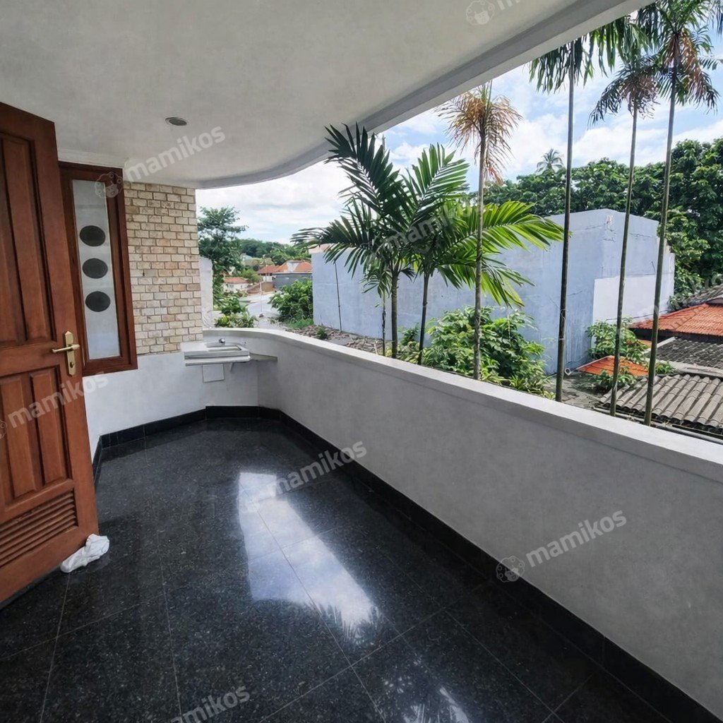 Rumah Sertifikat SHM 6 Kamar Tidur 6 Kamar Mandi Pondok Indah Jakarta Selatan - Photo 4