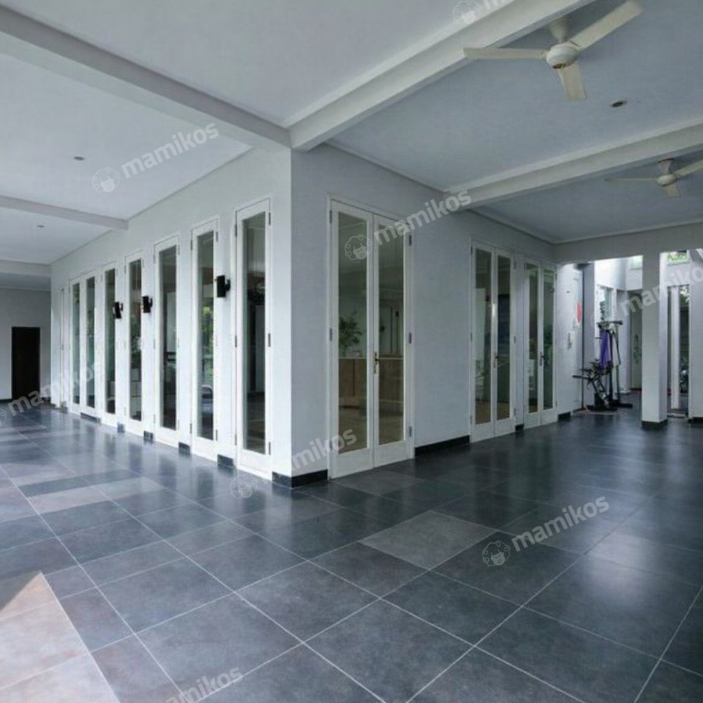 Rumah Sertifikat SHM 5 Kamar Tidur 5 Kamar Mandi Cilandak Jakarta Selatan - Photo 3