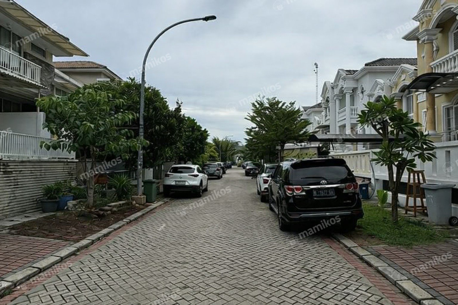 Rumah Sertifikat SHM 3 Kamar Tidur 2 Kamar Mandi Pantai Indah Kapuk Jakarta Utara