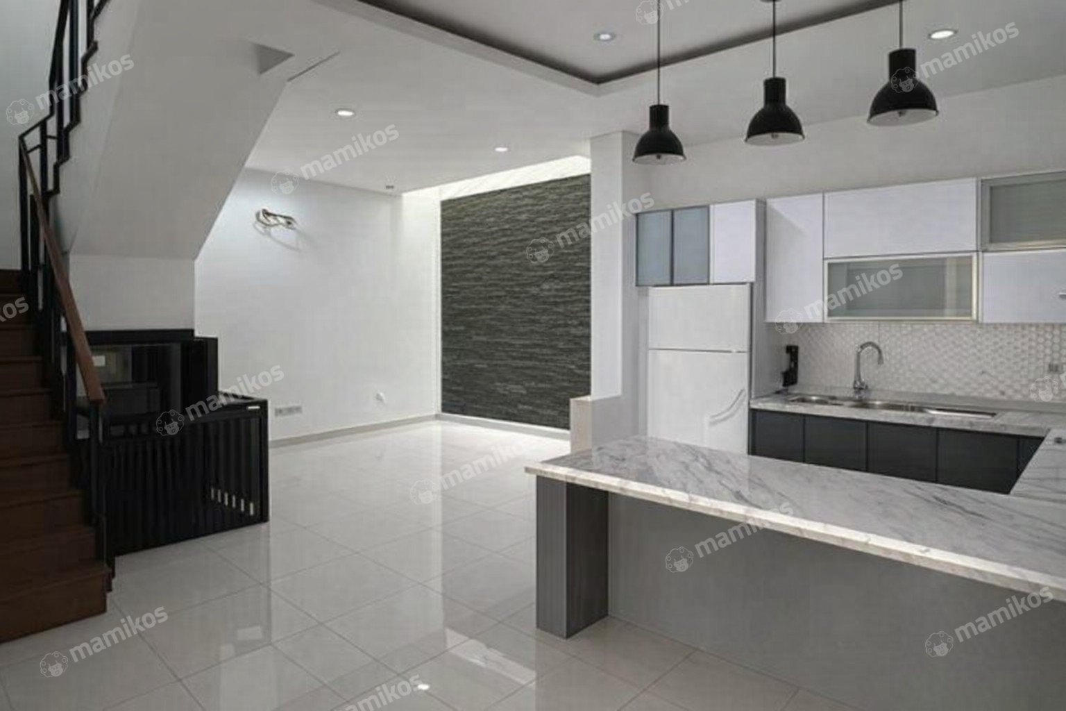 Rumah Sertifikat SHM 5 Kamar Tidur 4 Kamar Mandi Rawa Buaya Jakarta Barat