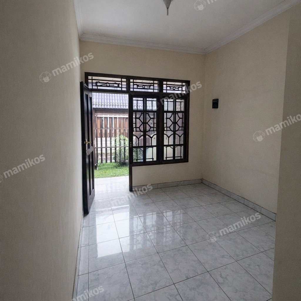 Rumah Sertifikat SHM 4 Kamar Mandi 2 Lantai Cipinang Jakarta Timur - Photo 5