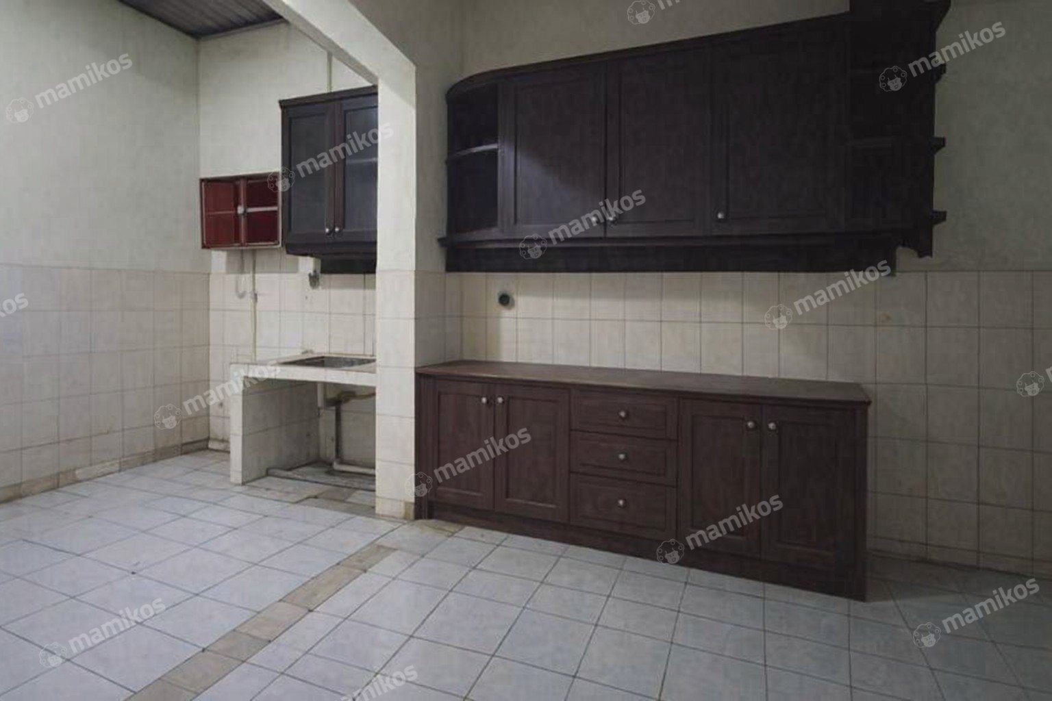 Rumah Sertifikat SHM 3 Kamar Tidur 3 Kamar Mandi Pondok Indah Jakarta Selatan - Photo 2