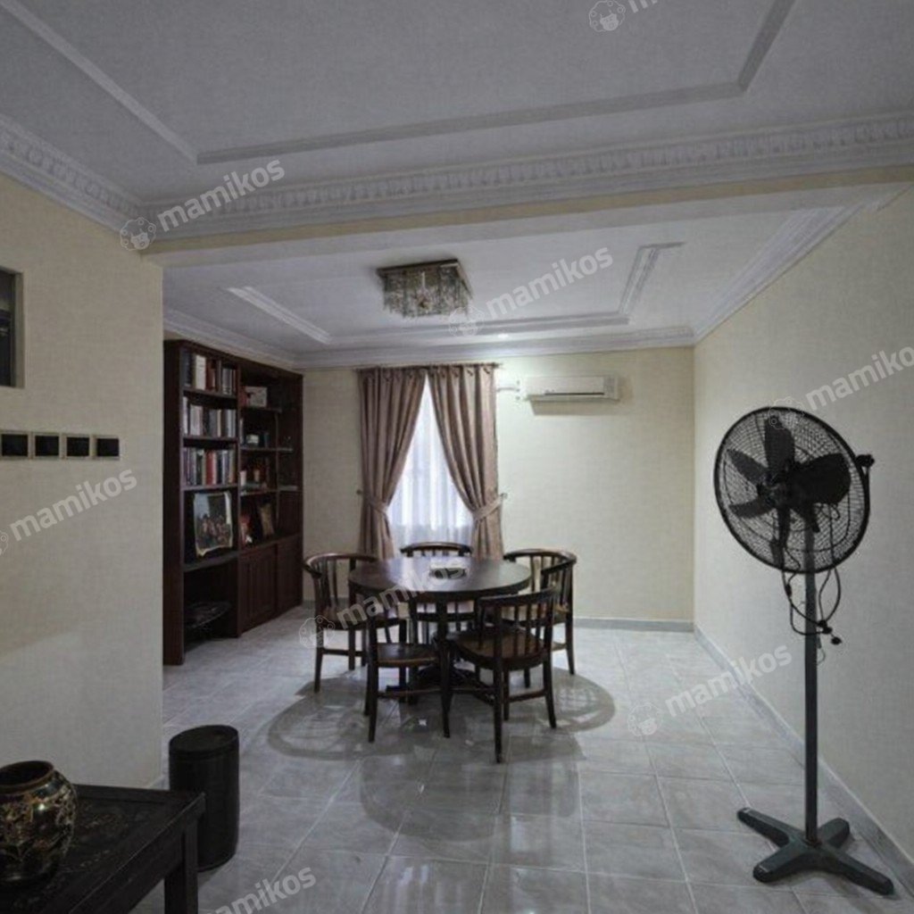 Rumah Sertifikat SHM 4 Kamar Tidur 3 Kamar Mandi Pulomas Jakarta Timur - Photo 2