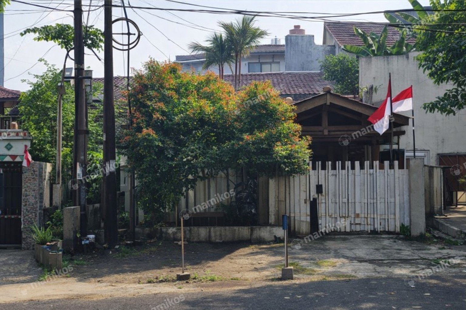 Rumah Sertifikat SHM 5 Kamar Tidur 4 Kamar Mandi Kebayoran Baru Jakarta Selatan
