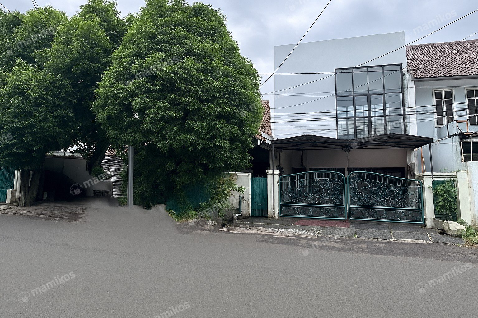 Rumah Sertifikat SHM 10 Kamar Tidur 5 Kamar Mandi Cipinang Jakarta Timur
