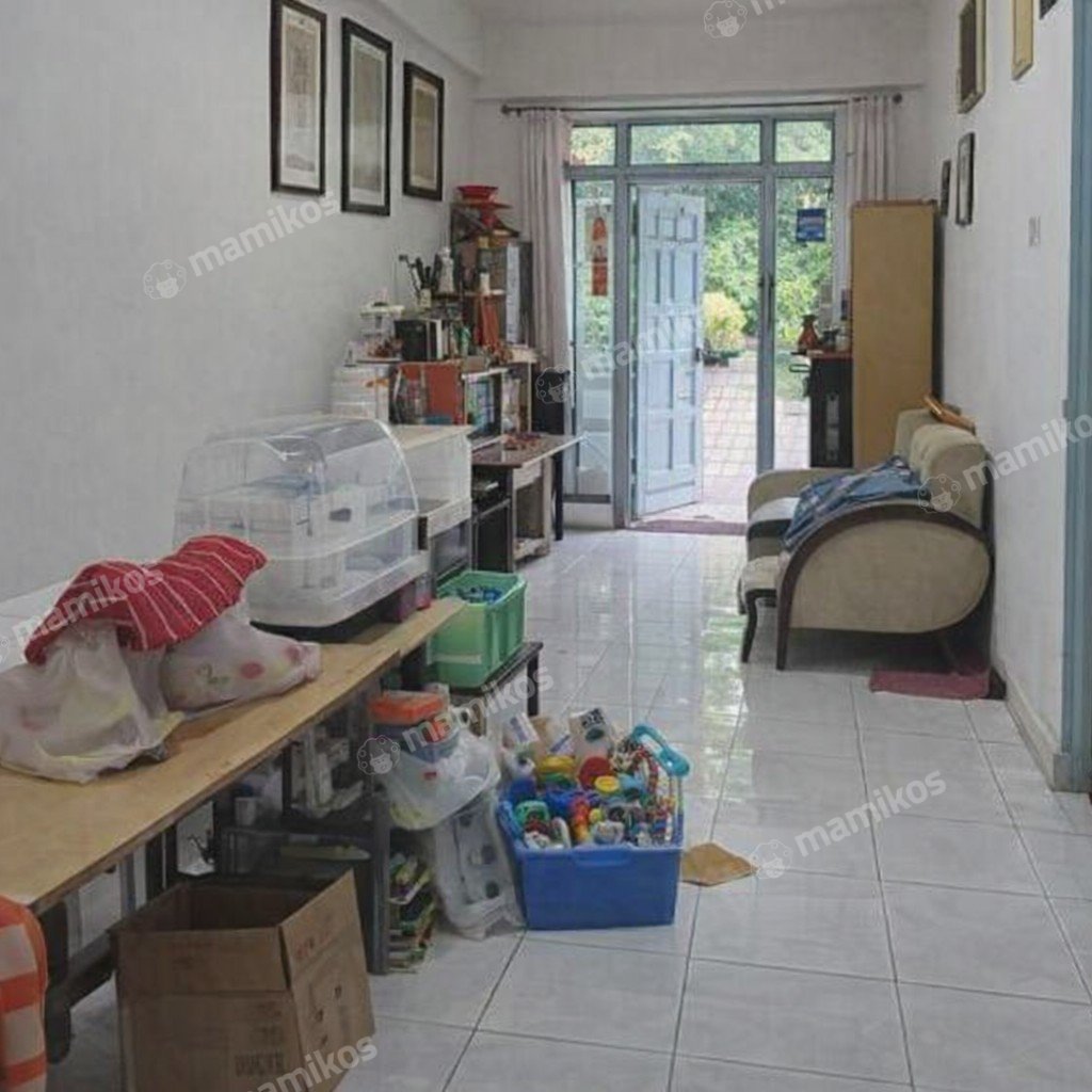 Rumah Sertifikat SHM 3 Lantai Muara Karang Jakarta Utara