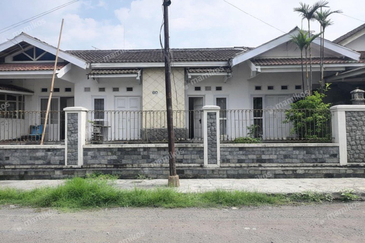Rumah Sertifikat SHM 5 Kamar Tidur 4 Kamar Mandi Pesanggrahan Jakarta Selatan