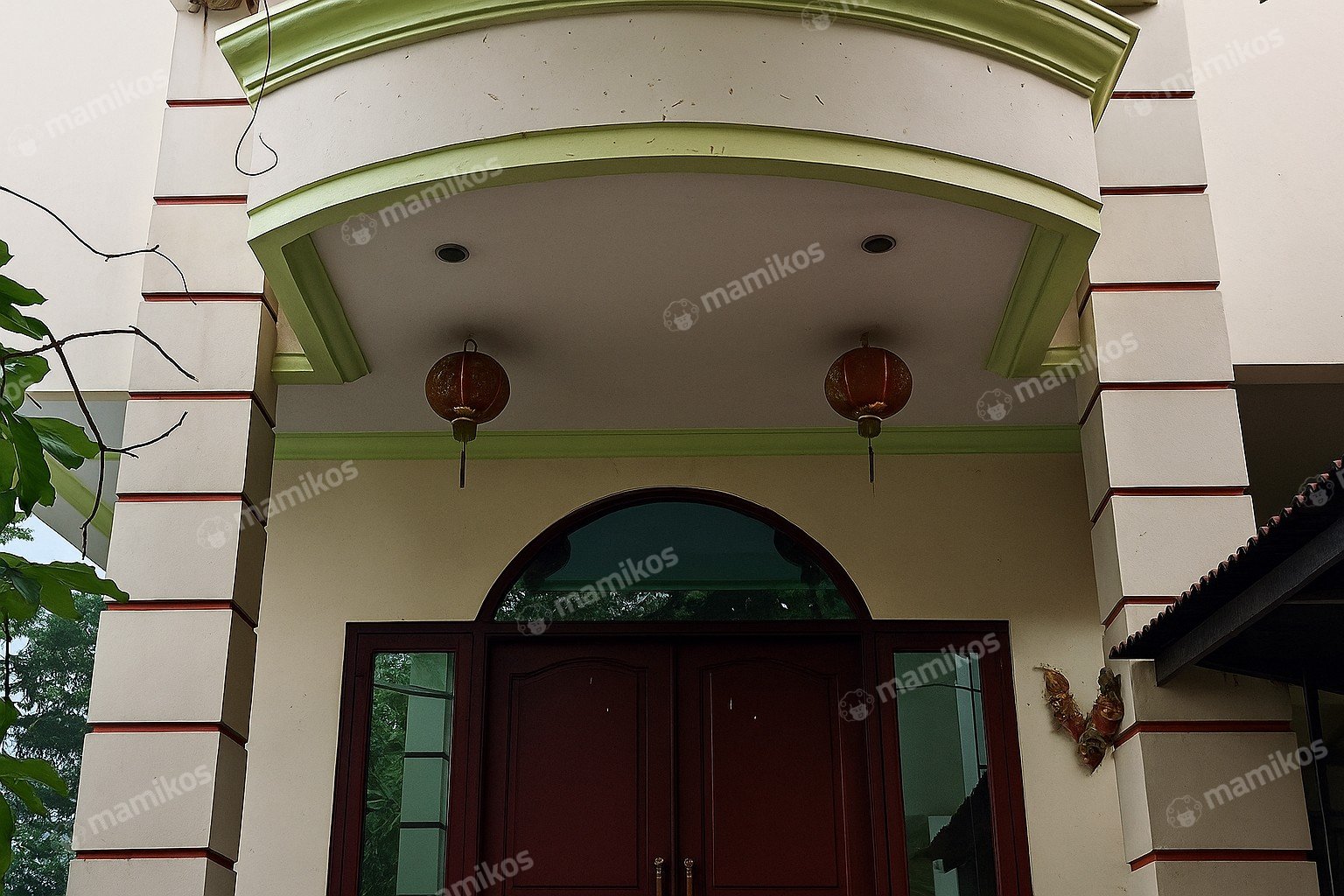 Rumah Sertifikat SHM 7 Kamar Tidur 10 Kamar Mandi Kebon Jeruk Jakarta Barat