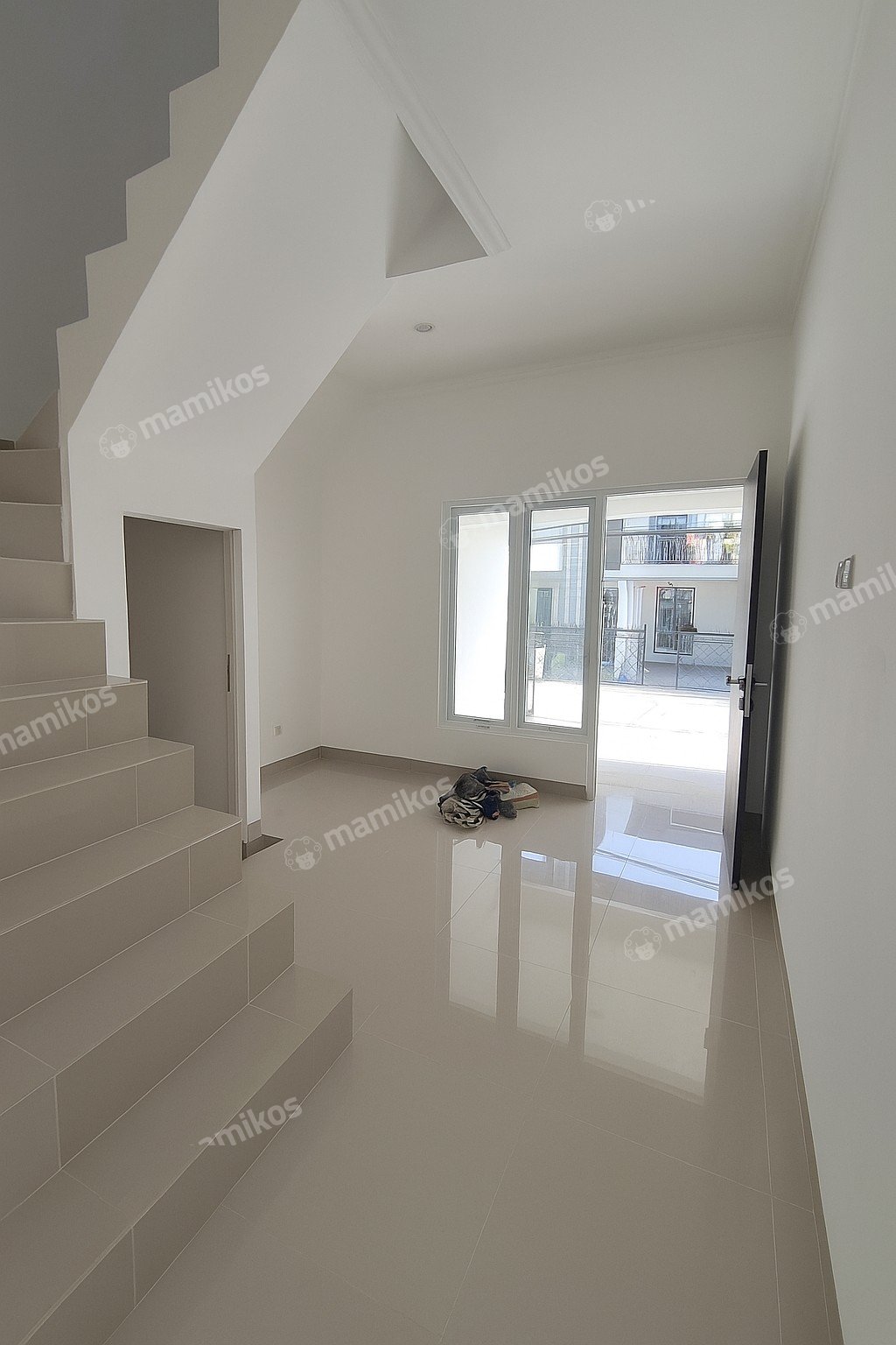 Rumah Baru Sertifikat SHM 3 Kamar Tidur Tanjung Duren Jakarta Barat - Photo 5