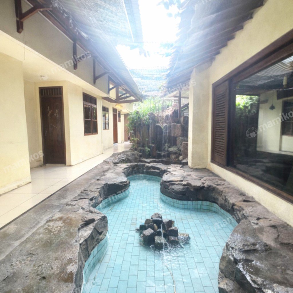 Rumah Sertifikat SHM 4 Kamar Tidur 2 Kamar Mandi Cilandak Jakarta Selatan - Photo 2