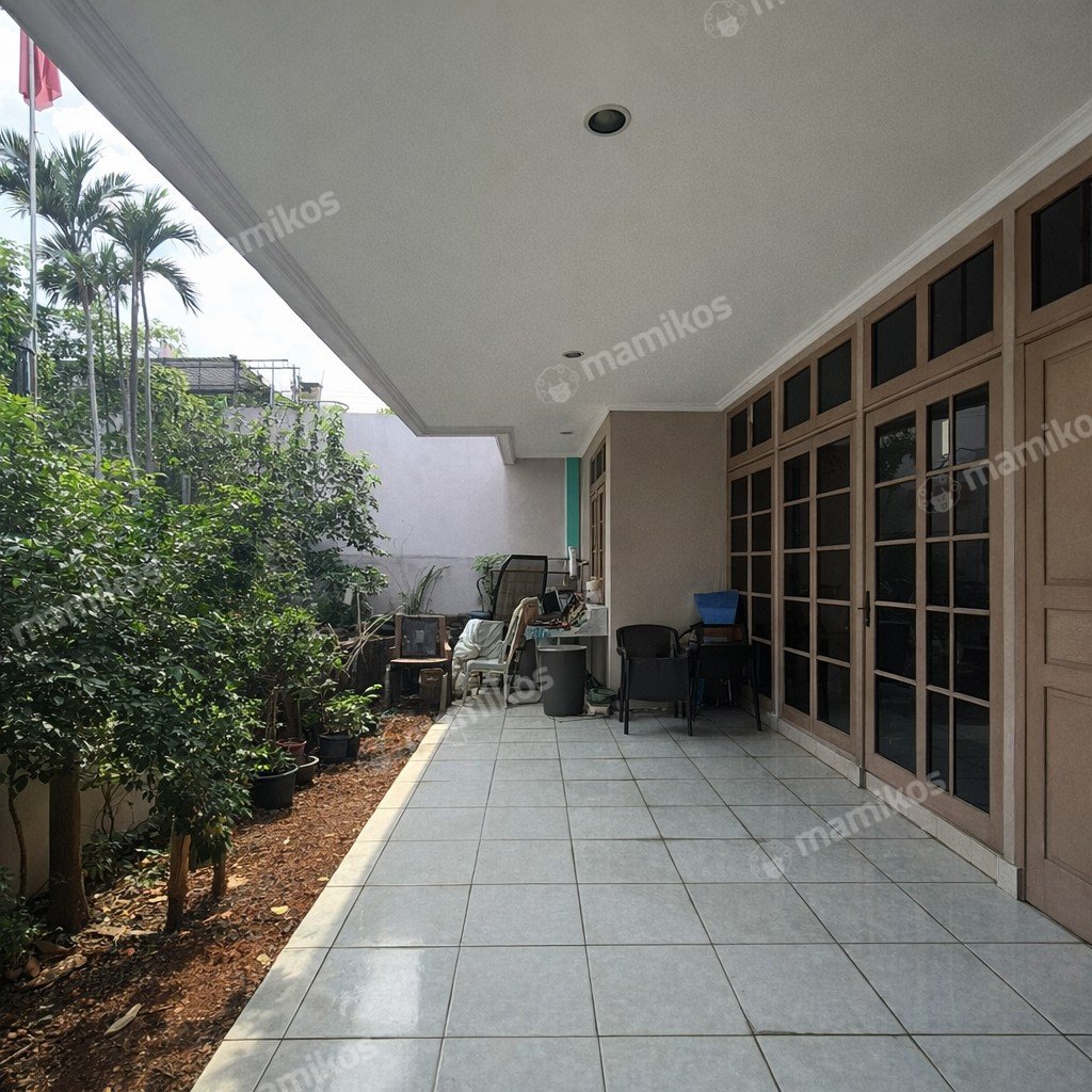 Rumah Sertifikat SHM 4 Kamar Tidur 3 Kamar Mandi Tebet Jakarta Selatan - Photo 3