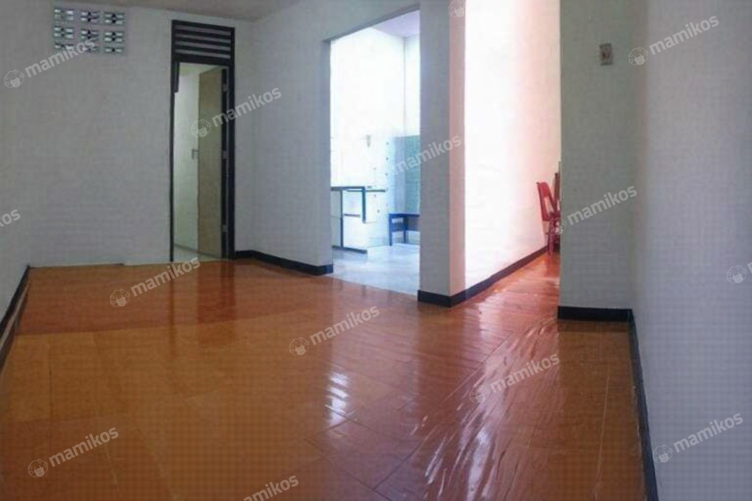 Rumah Sertifikat SHM 3 Kamar Tidur 1 Kamar Mandi Kebayoran Lama Jakarta Selatan - Photo 2