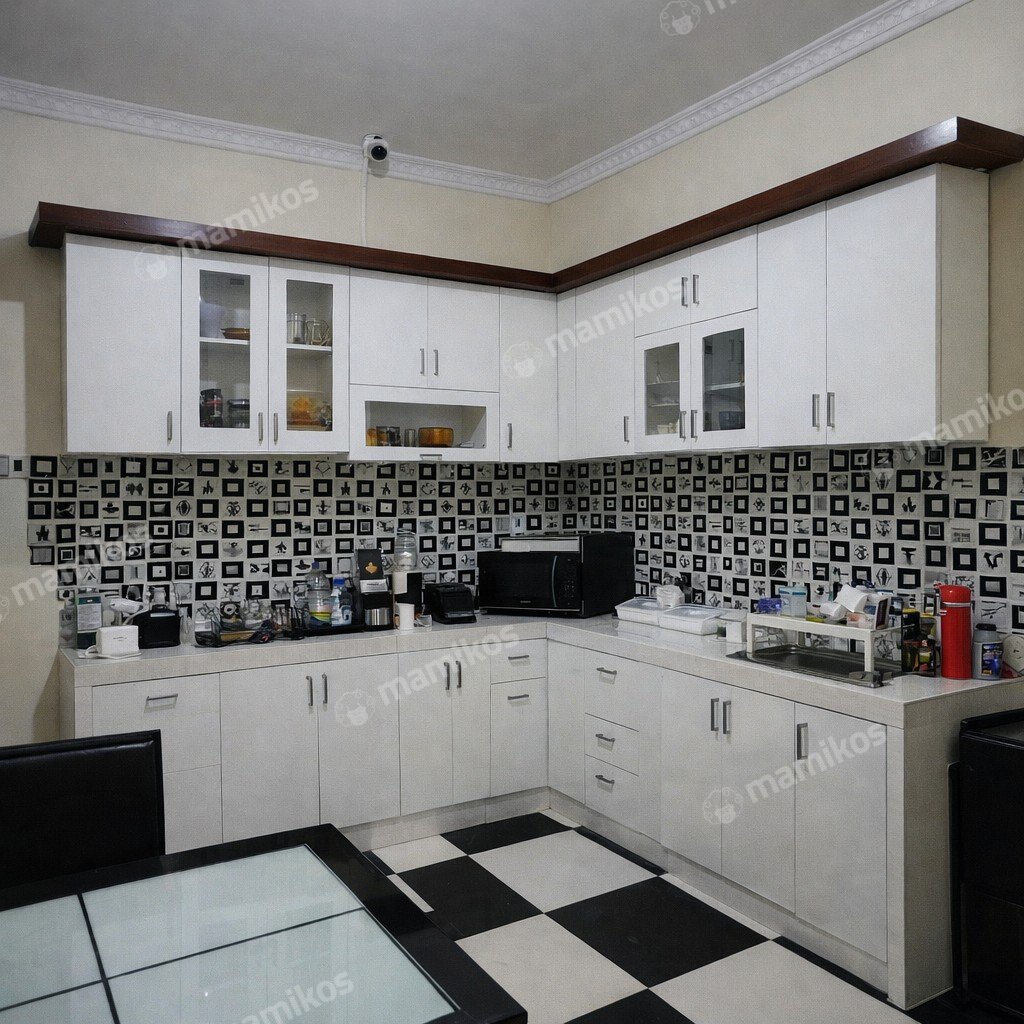 Rumah Sertifikat SHM 4 Kamar Tidur 3 Kamar Mandi Green Lake City Jakarta Barat - Photo 2