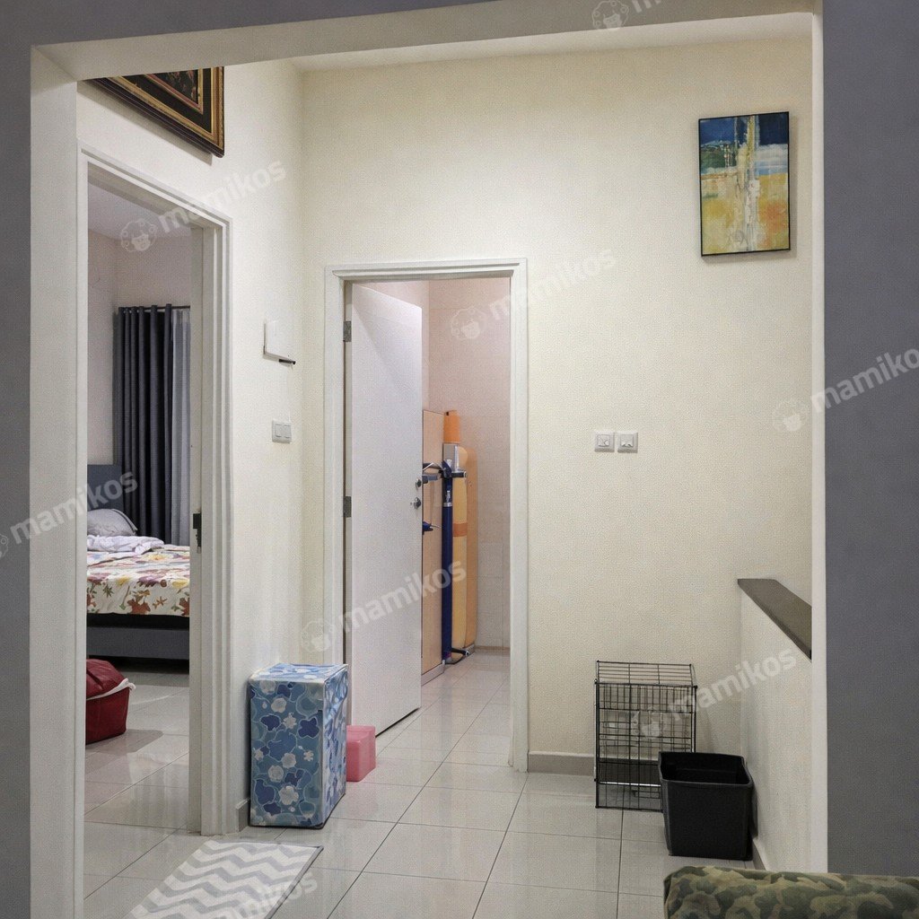 Rumah Sertifikat SHM 4 Kamar Tidur 3 Kamar Mandi Green Lake City Jakarta Barat - Photo 4