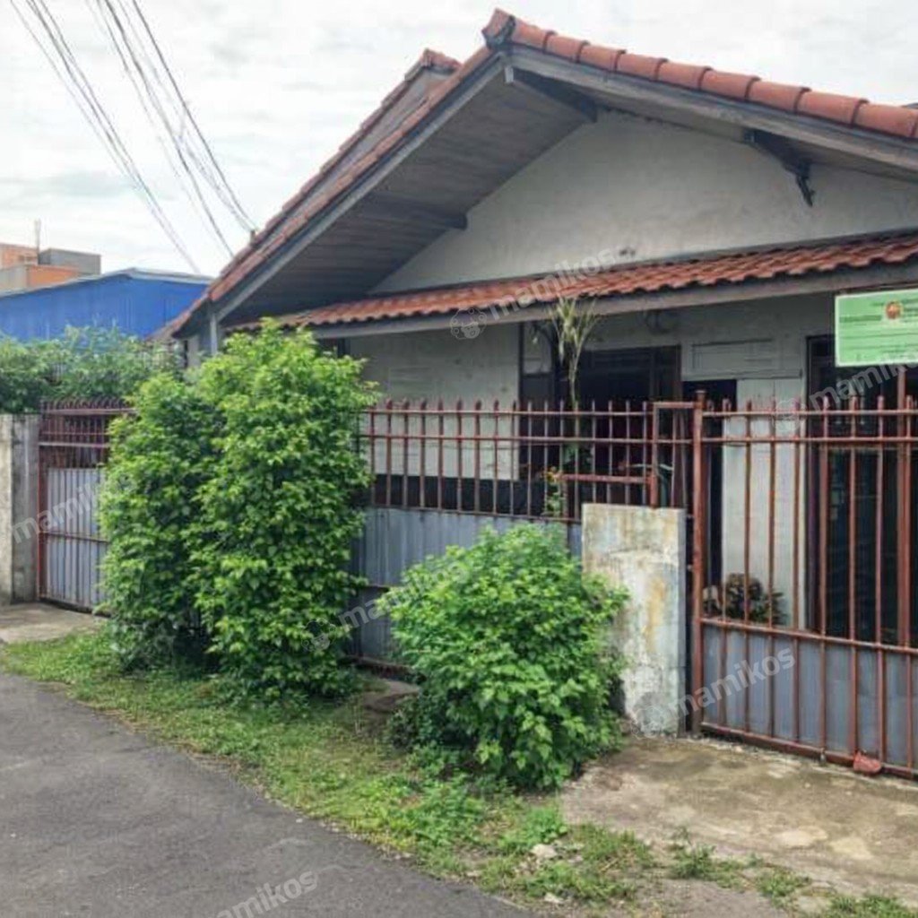 Rumah Sertifikat SHM 12 Kamar Tidur 4 Kamar Mandi Otista Jakarta Timur - Photo 4