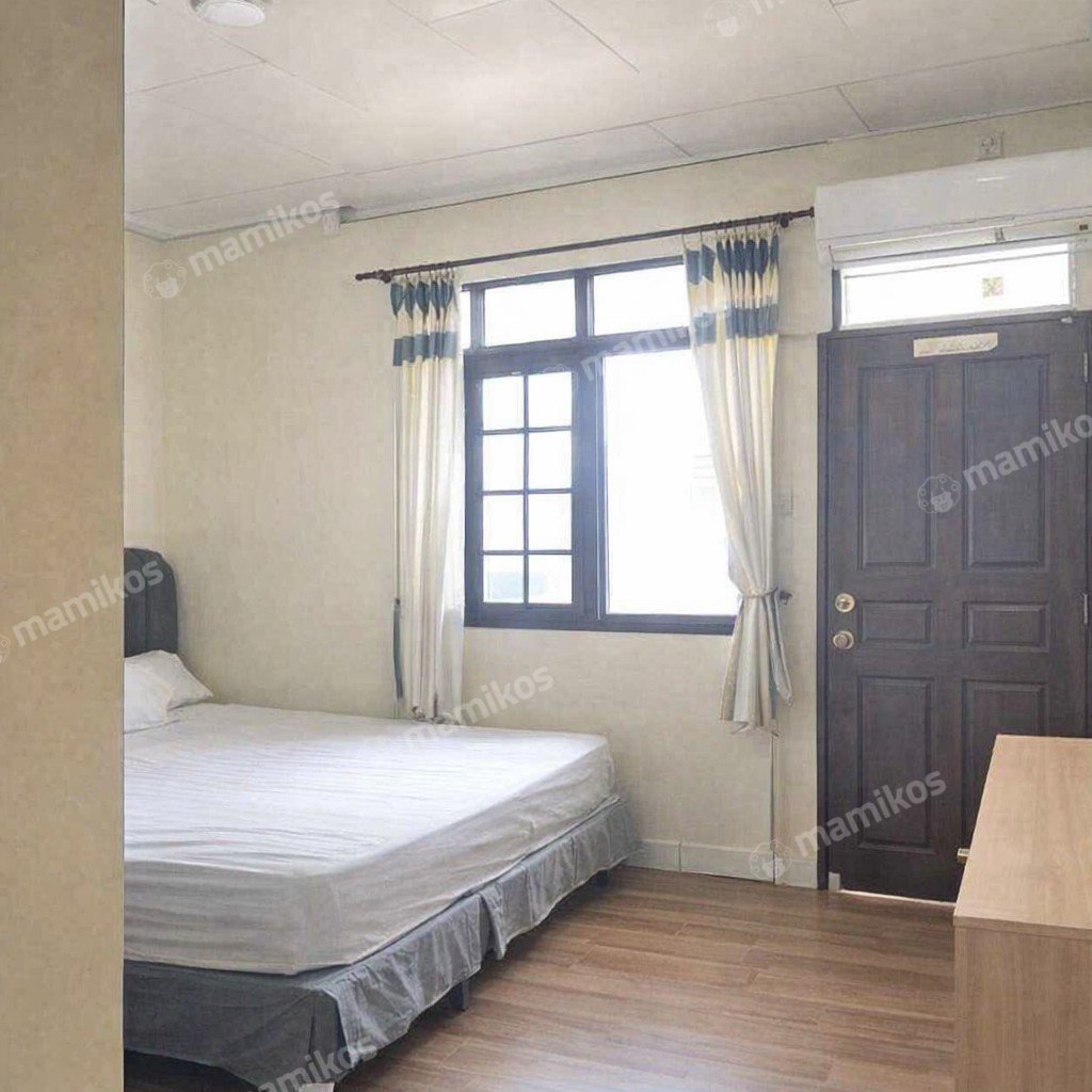 Rumah Sertifikat SHM 5 Kamar Tidur 5 Kamar Mandi Tanjung Duren Jakarta Barat - Photo 4