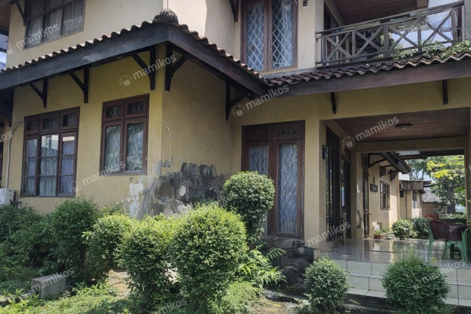 Rumah Sertifikat SHM 4 Kamar Tidur 4 Kamar Mandi Srengseng Jakarta Barat