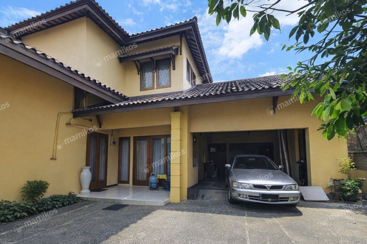 Rumah Sertifikat SHM 4 Kamar Tidur 4 Kamar Mandi Srengseng Jakarta Barat - Photo 2