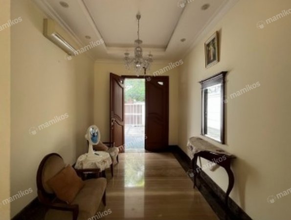 Rumah Sertifikat SHM 2 Lantai Menteng Jakarta Pusat - Photo 2