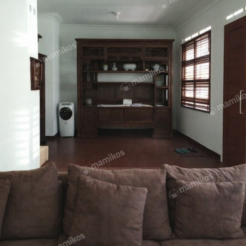 Rumah Sertifikat SHM 4 Kamar Tidur 2 Kamar Mandi Cilandak Jakarta Selatan - Photo 2