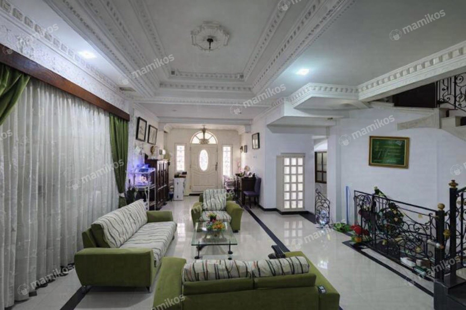 Rumah Sertifikat HGB 6 Kamar Tidur 4 Kamar Mandi Jatinegara Jakarta Timur