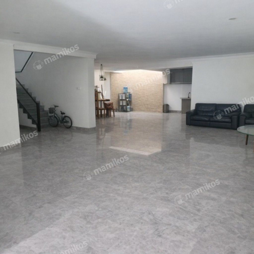 Rumah Sertifikat SHM 4 Kamar Tidur 5 Kamar Mandi Green garden Jakarta Barat - Photo 2