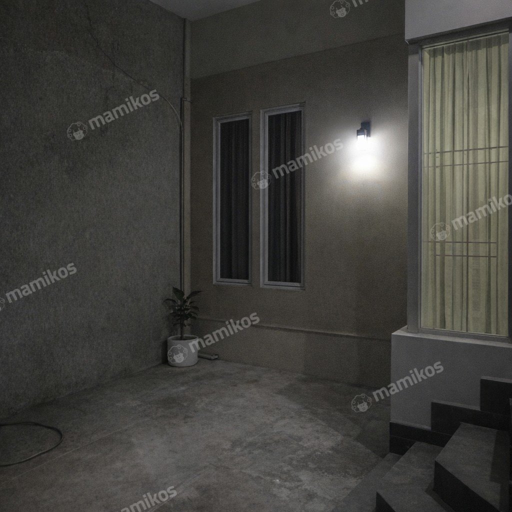 Rumah Sertifikat SHM 4 Kamar Tidur 3 Kamar Mandi Cawang Jakarta Timur - Photo 4