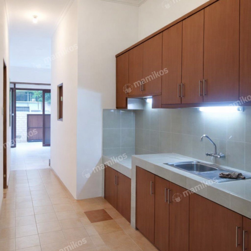 Rumah Sertifikat SHM 6 Kamar Mandi 2 Lantai Kemang Jakarta Selatan - Photo 4