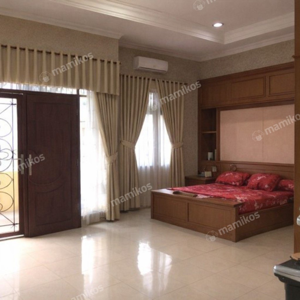 Rumah Sertifikat SHM 4 Kamar Tidur 3 Kamar Mandi Taman Palem Jakarta Barat - Photo 3