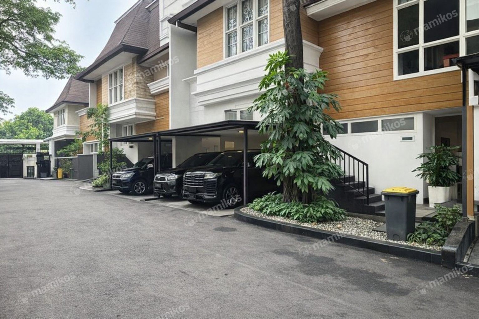 Rumah Sertifikat SHM 4 Kamar Tidur 3 Kamar Mandi Jati Padang Jakarta Selatan